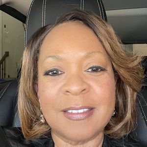 Meet your Posher, Valerie